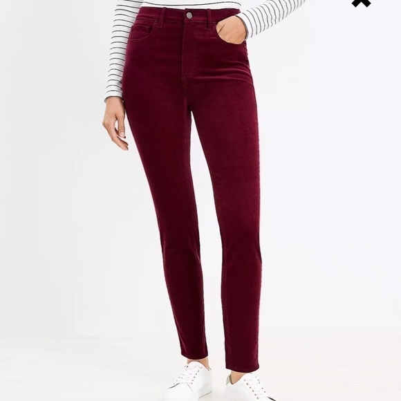 LOFT Pants - Loft Skinny Velvety Pants maroon Size 8
